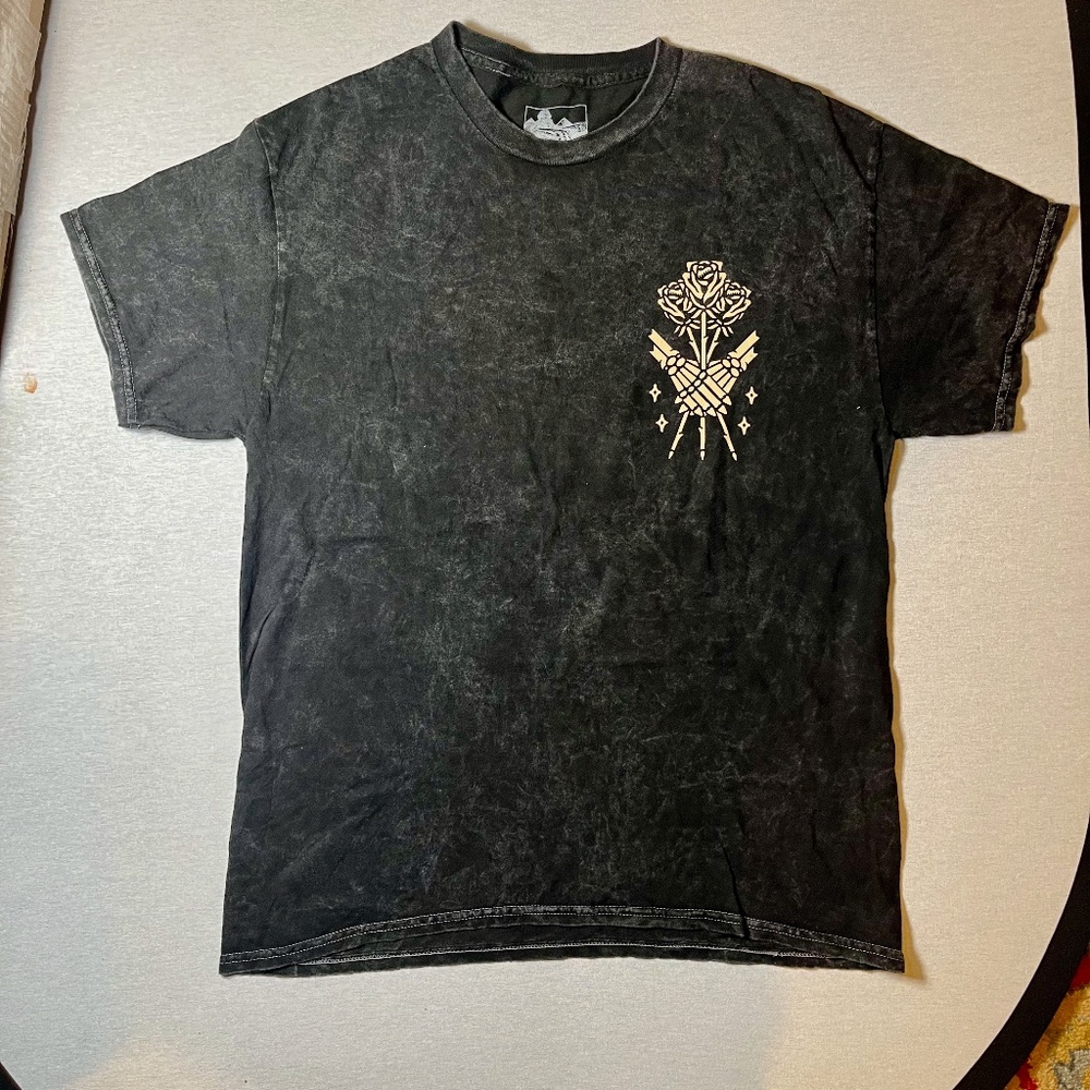 Bad Omens Skeletons Holding Roses T-Shirt, Size L, NWOT